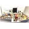 Image 2 : Shelf lot of estate decorative items - includes 1950s blackamoore figurine w/ vase / chicken candy d