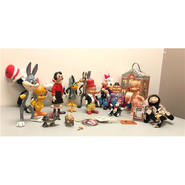 Group of cartoon character figures - includes Bugs Bunny / Daisy duck / Tweety bird / Elmer Fudd / c
