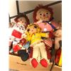 Image 2 : 2 boxes full of assorted dolls & stuffed animals - includes baby dolls / Raggedy Ann & Andy dolls /
