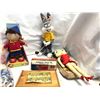 Image 2 : Group of assorted vintage estate ceramic items - includes Noddy in toyland doll / bugs bunny golfing