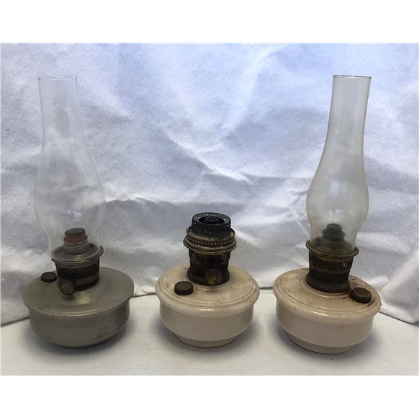 Group of 3 vintage estate clear glass kerosene oil lamps