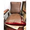 Image 2 : Vintage estate Columbia barbershop chair - approx 25" x 35" x 43 1/2" H