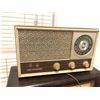 Image 2 : Group of 2 vintage estate radios - includes Lloyds - model TM-77 & 1940s radio - Ser no. 679141