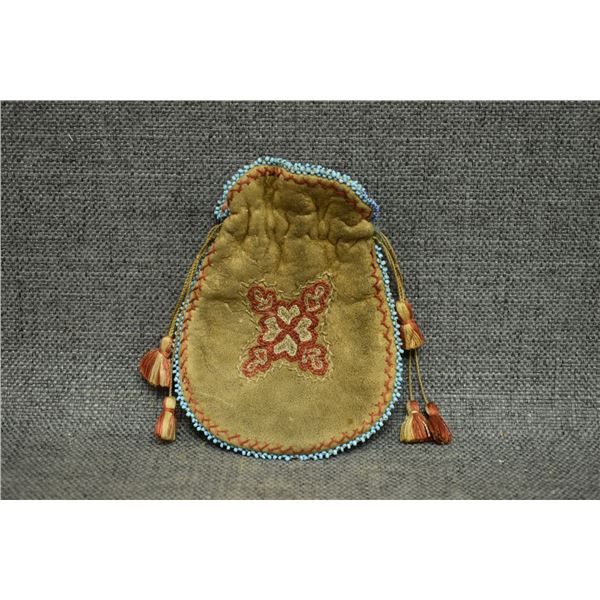 WOODLAND INDIAN LEATHER POUCH