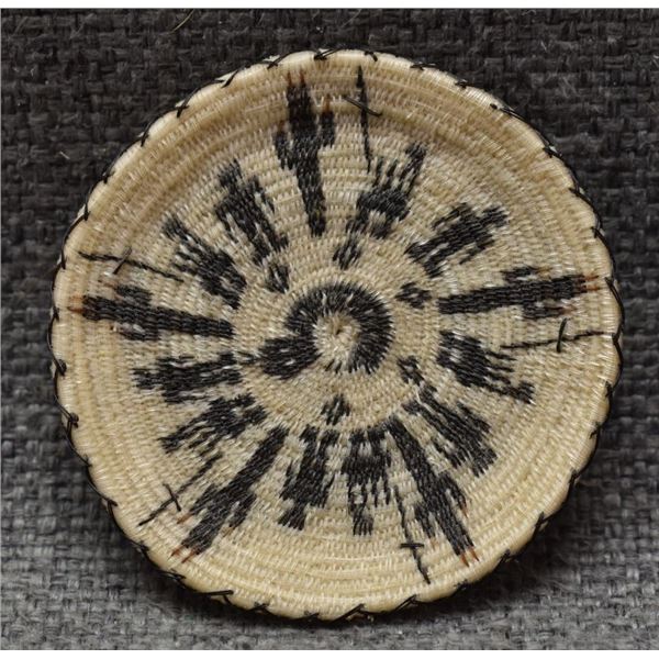 PAPAGO INDAIN HORSE HAIR BASKET