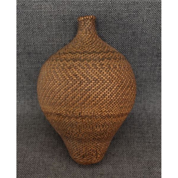 PAIUTE INDIAN BASKETRY  SEED JAR