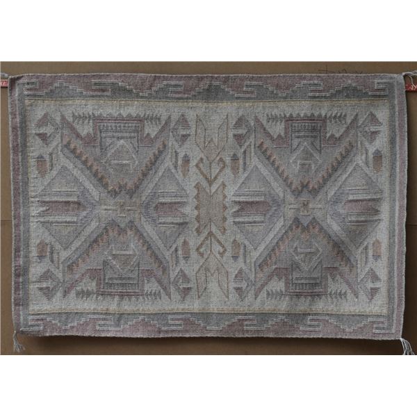 NAVAJO INDIAN TEXTILE