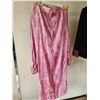 Image 6 : Size L/XL Ladies Pink Outfits Size approximated