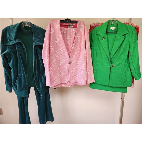 Size M/ L Ladies Outfits ft. Joan Rivers