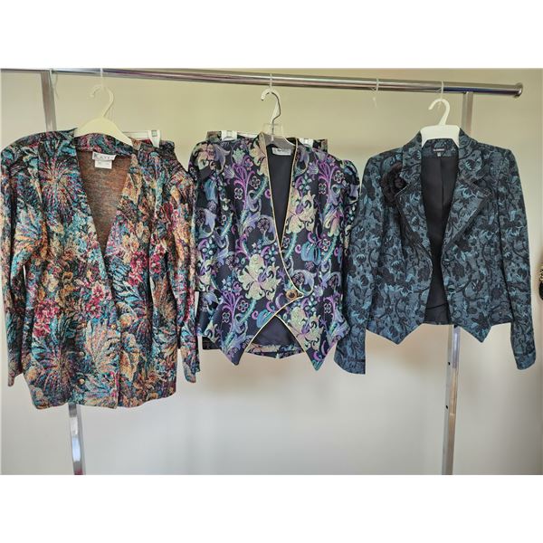 L/XL Ladies Outfits