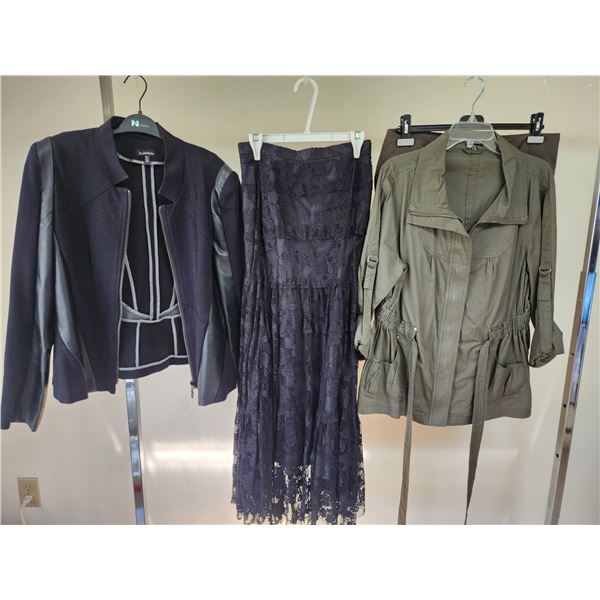 Ladies Size 16/XXL Outfits