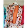 Image 3 : Ladies Size XL Outfits