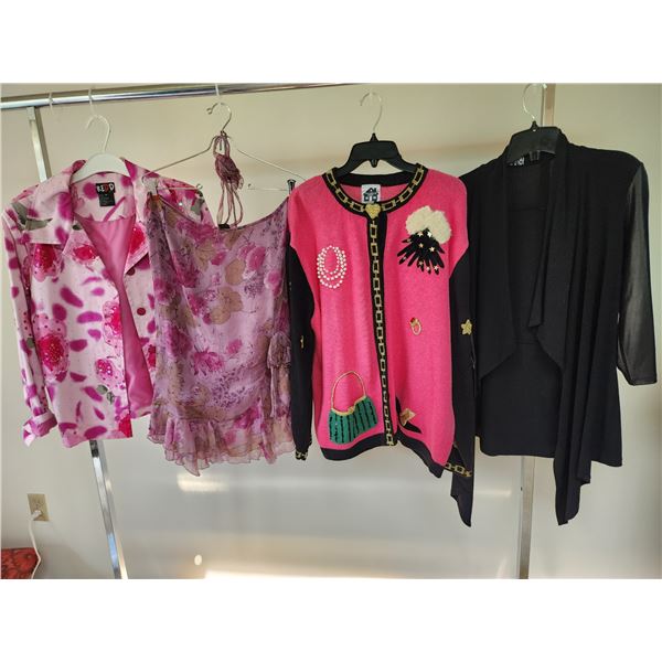 Ladies 14/XL Outfits
