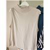 Image 2 : Ladies XL Tops