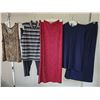 Image 1 : Ladies L Outfits