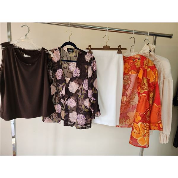 Ladies L/XL Outfits