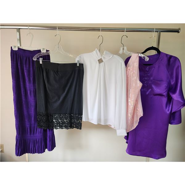 Ladies L/XL Outfits