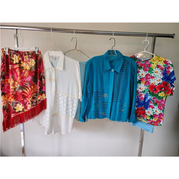 Ladies L/XL Outfits
