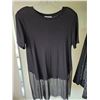Image 6 : Ladies S/M Tops