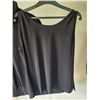 Image 4 : Ladies XL Tops