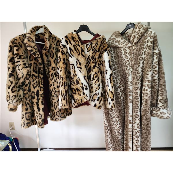 Ladies 16/XL Coats