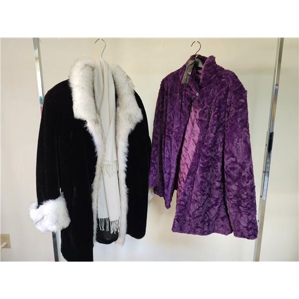 Ladies L Faux Fur Coats