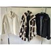Image 1 : Ladies XL Faux Fur Coat