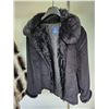 Image 4 : Ladies XL Faux Fur Coat
