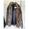 Image 4 : Ladies XL Faux Fur Coat