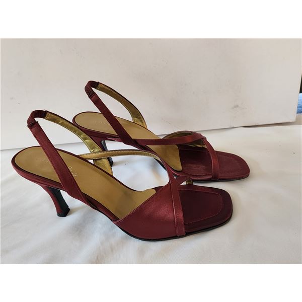 Ladies Size 9 Heels