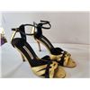 Image 1 : Ladies Size 39.5 Manolo Blahnik
