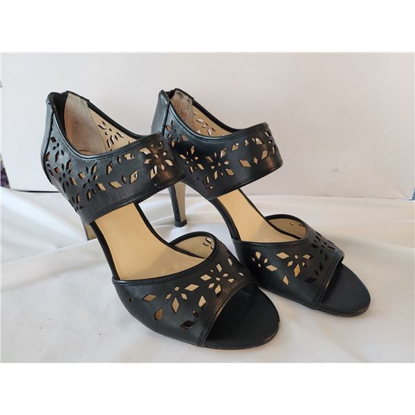 Ladies Size 8.5 Heels