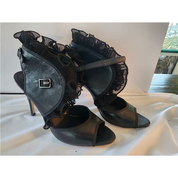 Ladies Size 40 Heels