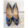 Image 1 : Ladies Size 40 Manolo Blahnik