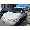 Image 1 : 2001 Toyota Sienna LE