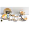Image 1 : OLD HAND PAINTED JAPANESE CHILD'S TEA SET