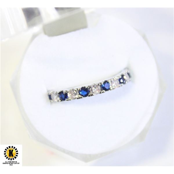 ETERNITY RING WITH ALTERNATING BLUE AND