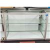 Image 1 : 6FT DISPLAY CASE