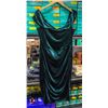 Image 1 : NEW BELLE POQUE DARK GREEN VELVET DRESS 2XL