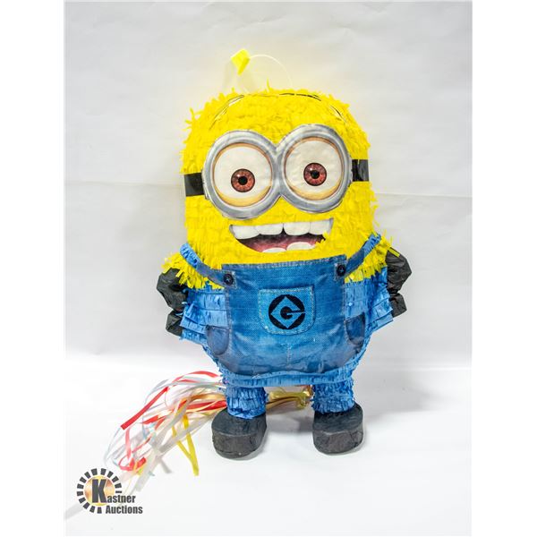 DESPICABLE ME PINATA