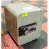 Image 1 : SENTRY 1250 COMBINATION SAFE 12" X 14" X 17"
