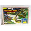 Image 1 : TYCO DAREDEVEL JUMP SLOT CAR TRACK