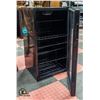 Image 2 : DANBY WINE FRIDGE- 31.5" X 17.5" X 18.5"