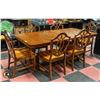 Image 1 : VINTAGE WOOD DINING ROOM TABLE SET INCLUDES 6