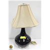 Image 1 : SMALL LAMP BLACK COLOUR H-22.5"
