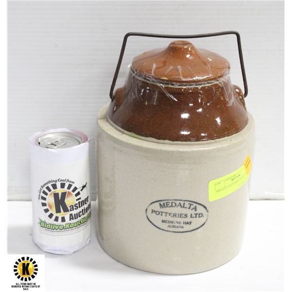 MEDALTA POTTERY PICKLE CROCK