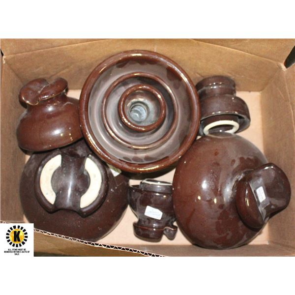 BOX OF CERAMIC INSULATORS