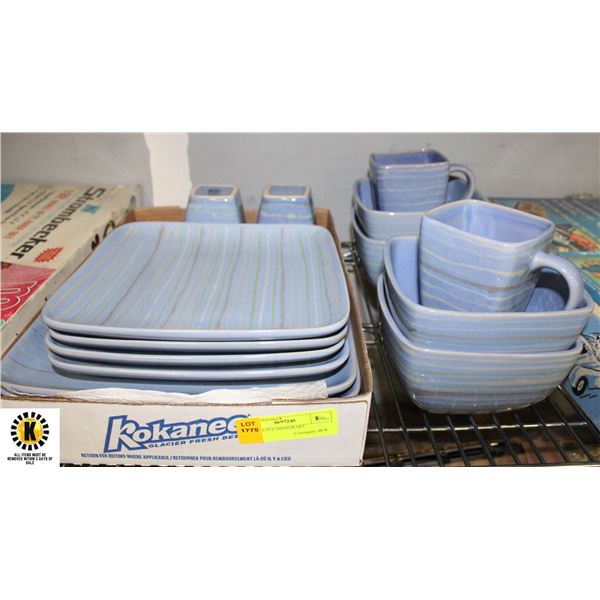 BLUE 16PC DINNER SET UNUSED
