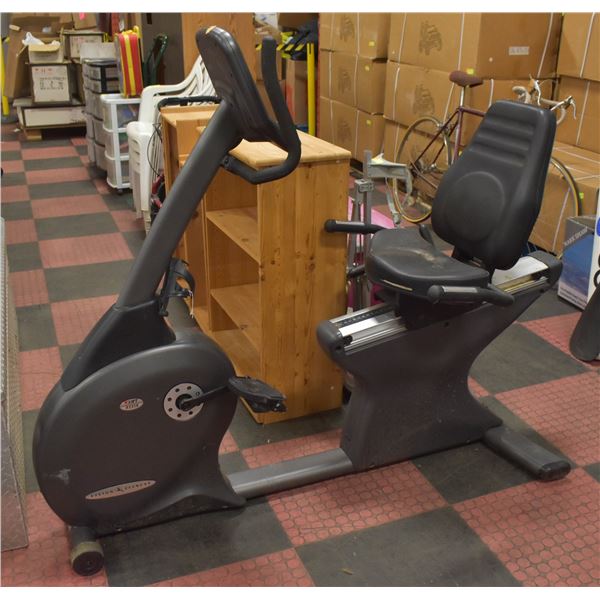 VISION FITNESS RECUMBANT TRAINER