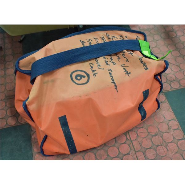 ROADSIDE EMERGENCY KIT